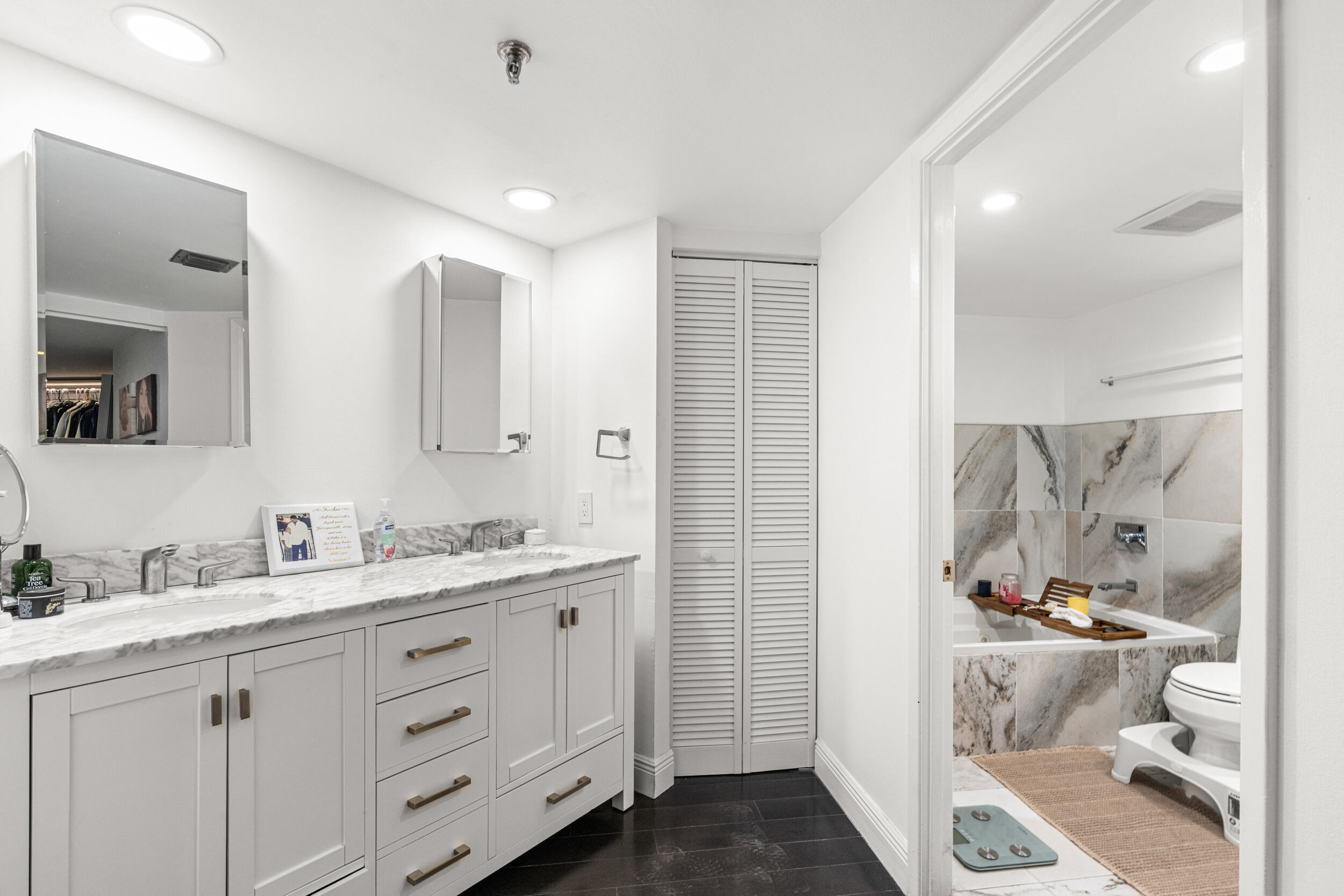 520 Brickell Key #A200, Miami FL 33131