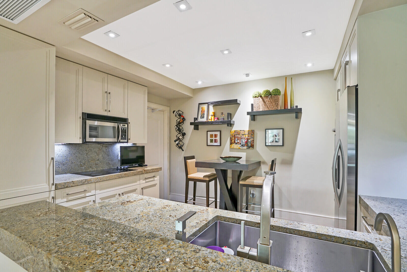550 SE Mizner #B209, Boca Raton FL 33432
