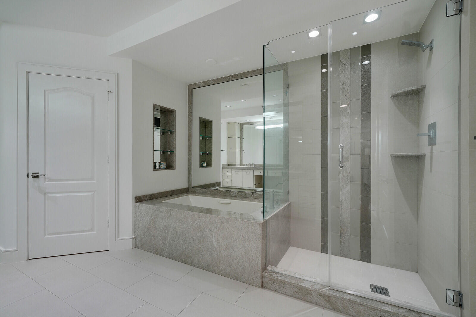 550 SE Mizner #B209, Boca Raton FL 33432