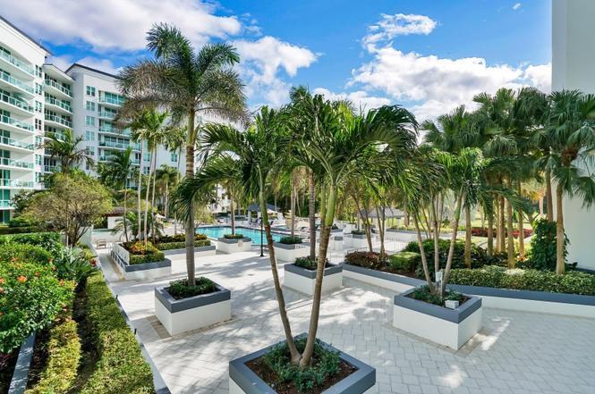 550 SE Mizner #B209, Boca Raton FL 33432