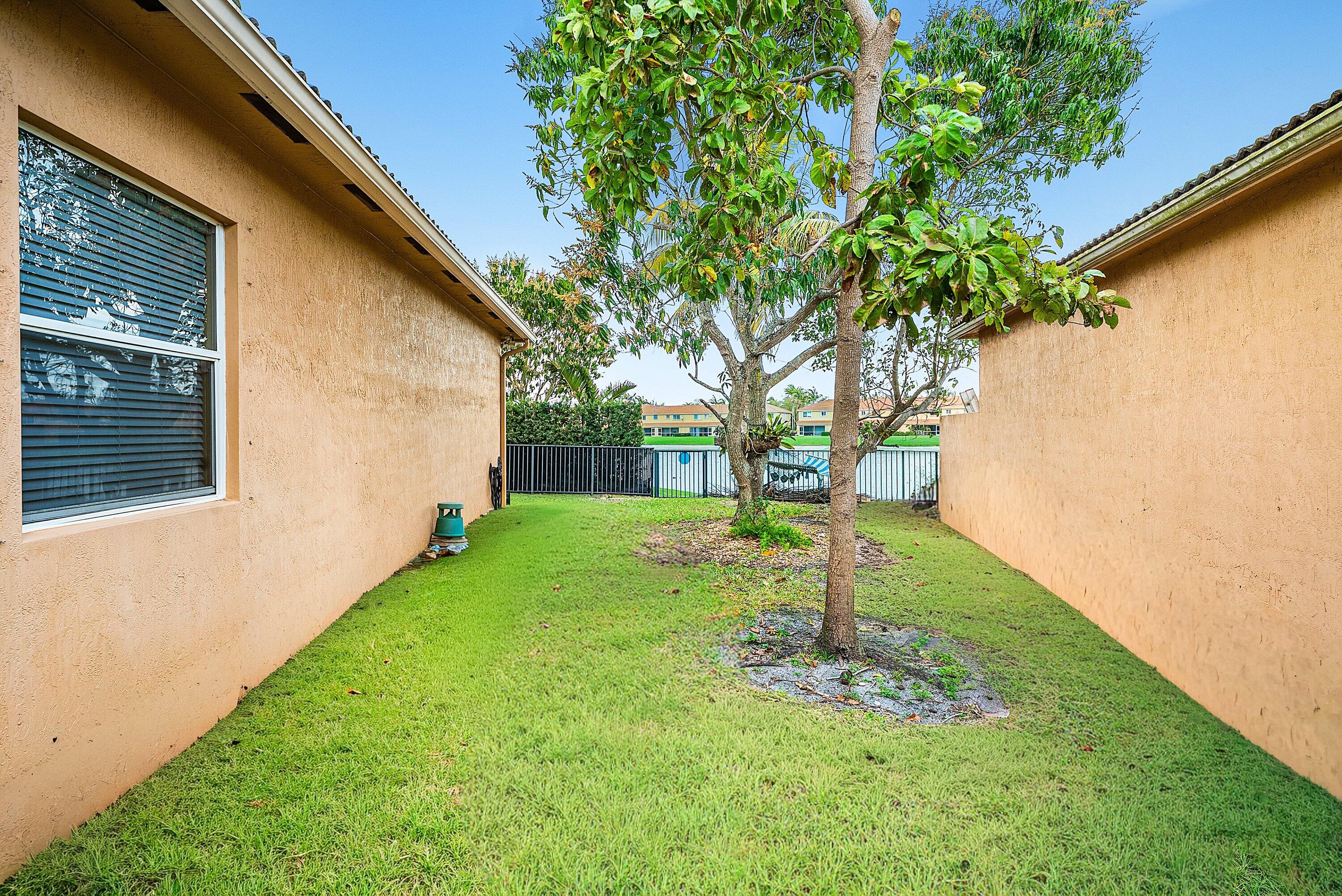 3188 Santa Margarita, West Palm Beach FL 33411