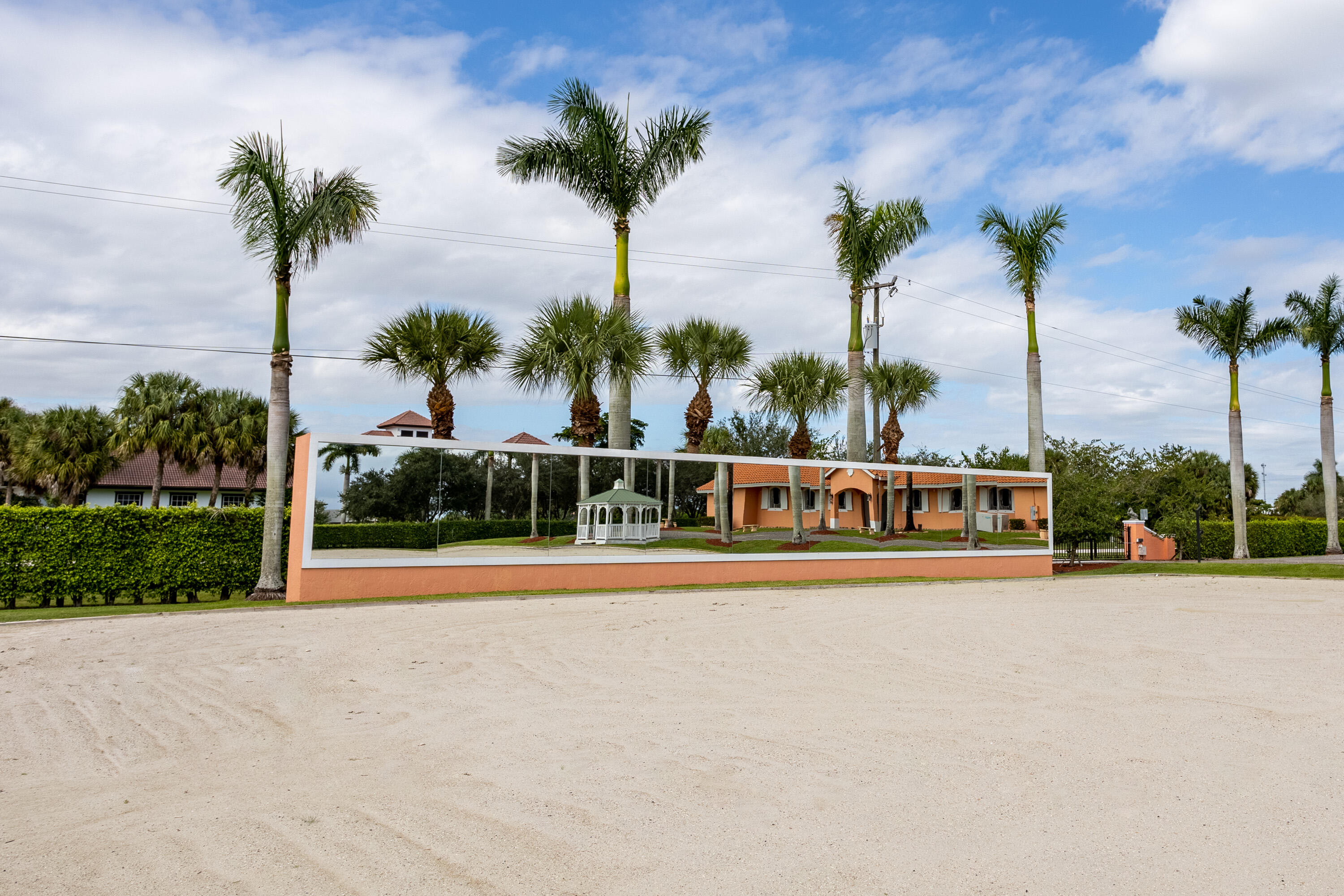 4750 South, Wellington FL 33414