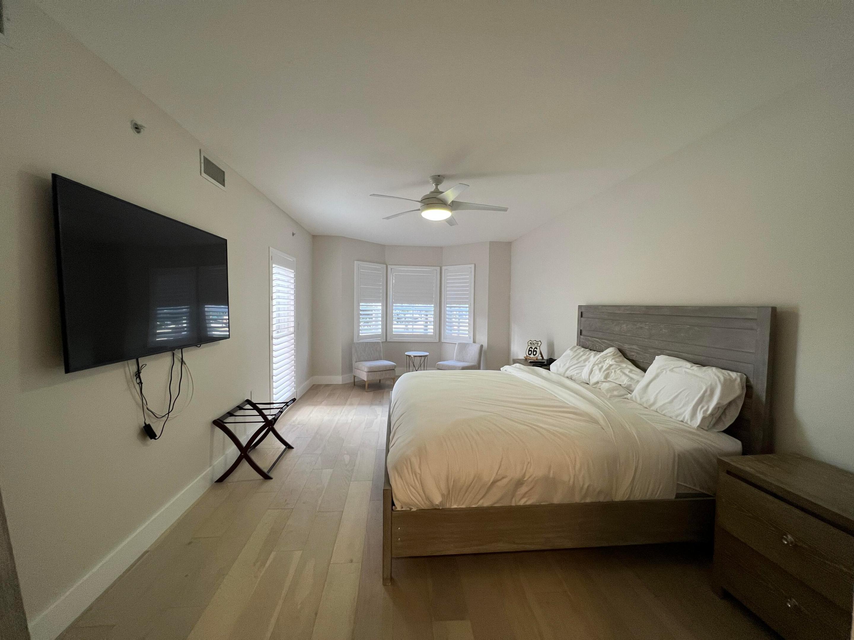 2051 SE 3rd #Th3, Deerfield Beach FL 33441