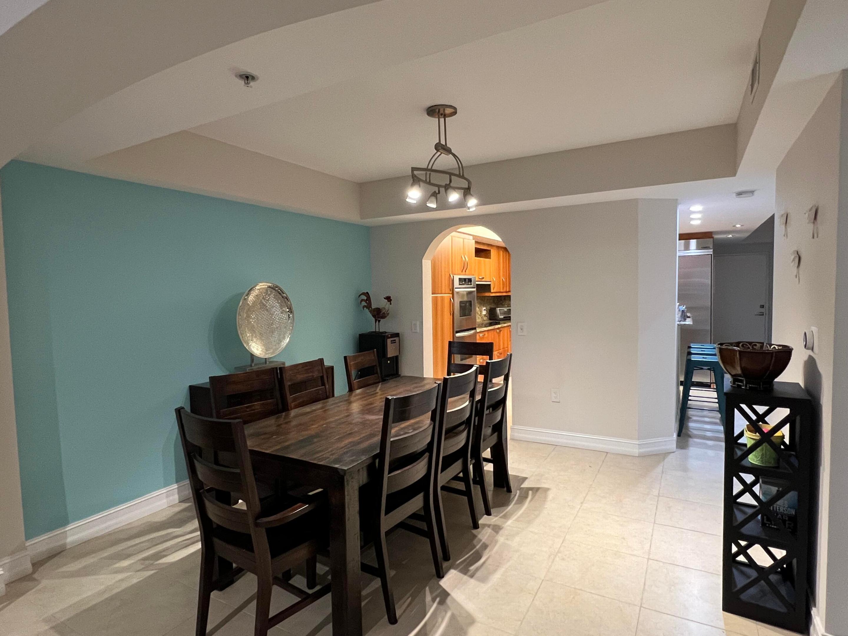 2051 SE 3rd #Th3, Deerfield Beach FL 33441