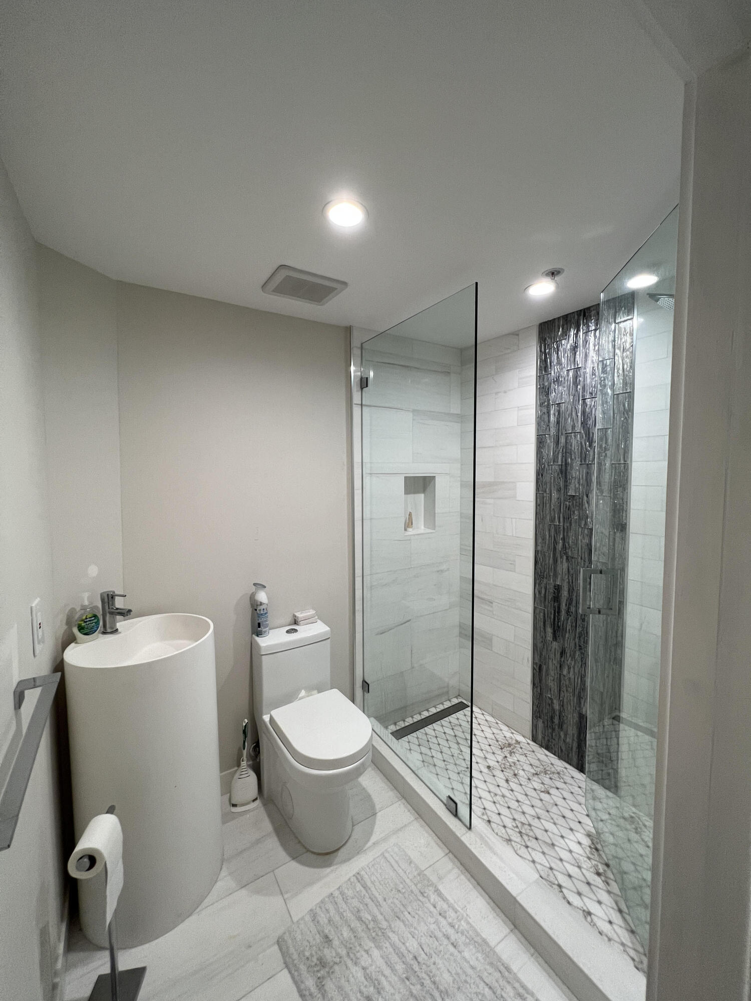 2051 SE 3rd #Th3, Deerfield Beach FL 33441