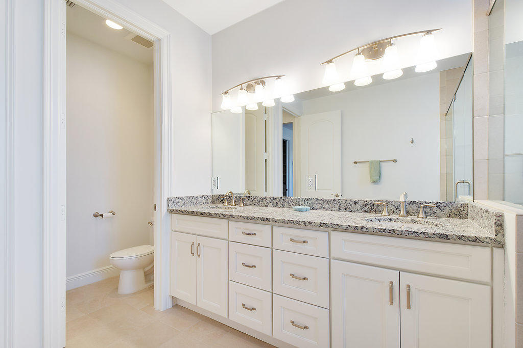 106 Ocean Breeze, Juno Beach FL 33408