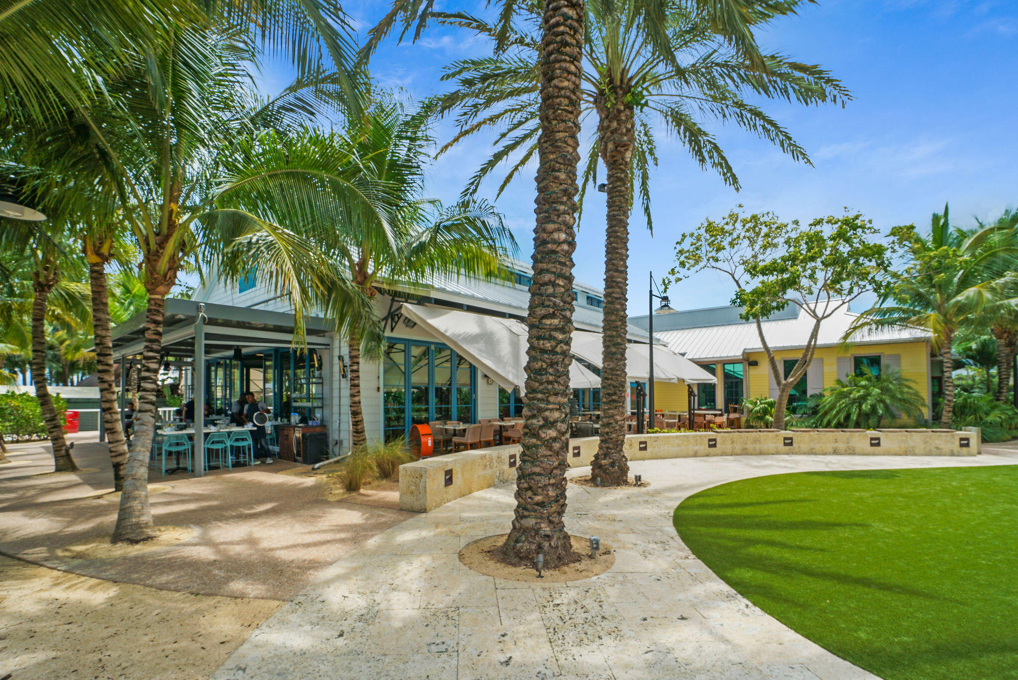 106 Ocean Breeze, Juno Beach FL 33408