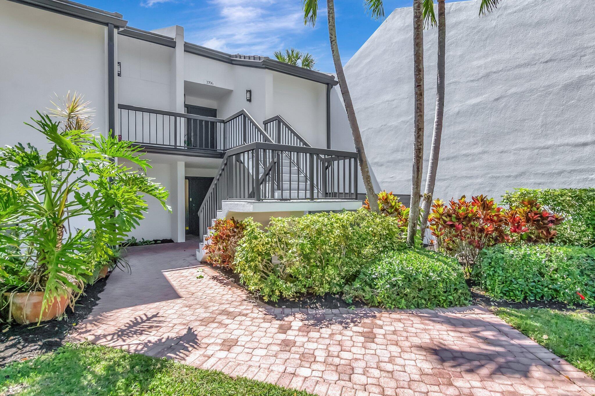 3705 Bridgewood, Boca Raton FL 33434
