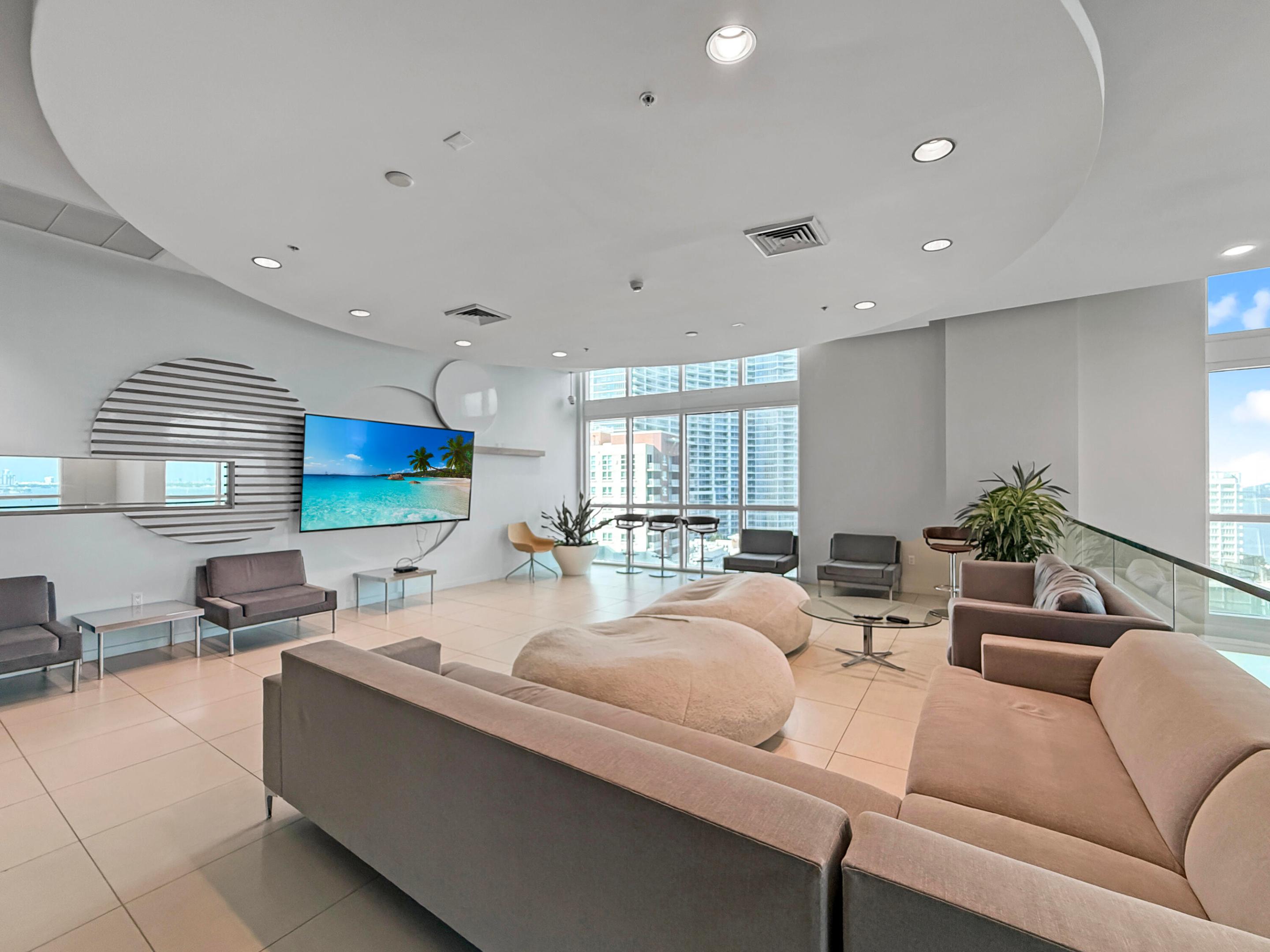 1900 N Bayshore #3404, Miami FL 33132