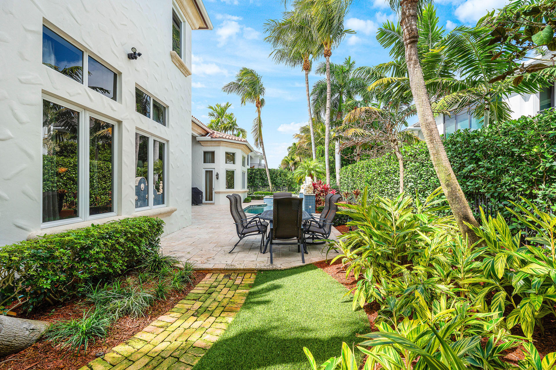 2386 W Maya Palm, Boca Raton FL 33432