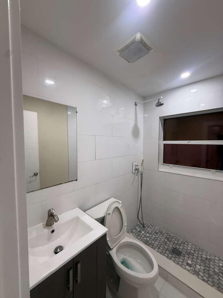 3373 SW 7th, Miami FL 33135