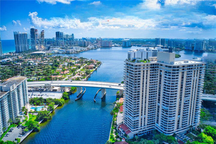 19355 Turnberry #3d, Miami FL 33180