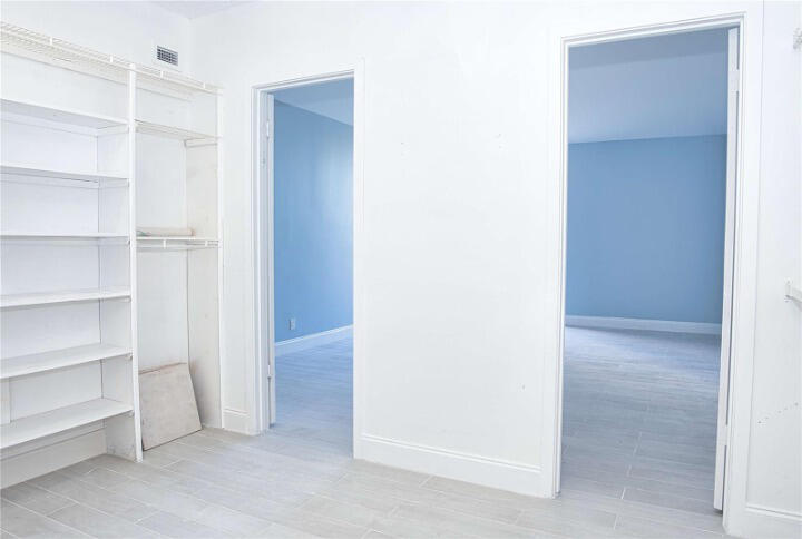 19355 Turnberry #3d, Miami FL 33180