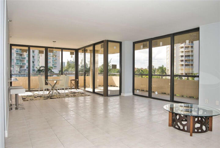 19355 Turnberry #3d, Miami FL 33180