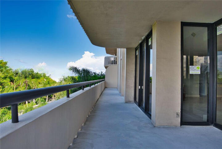 19355 Turnberry #3d, Miami FL 33180