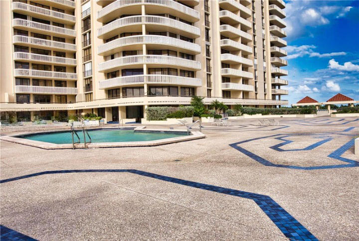19355 Turnberry #3d, Miami FL 33180