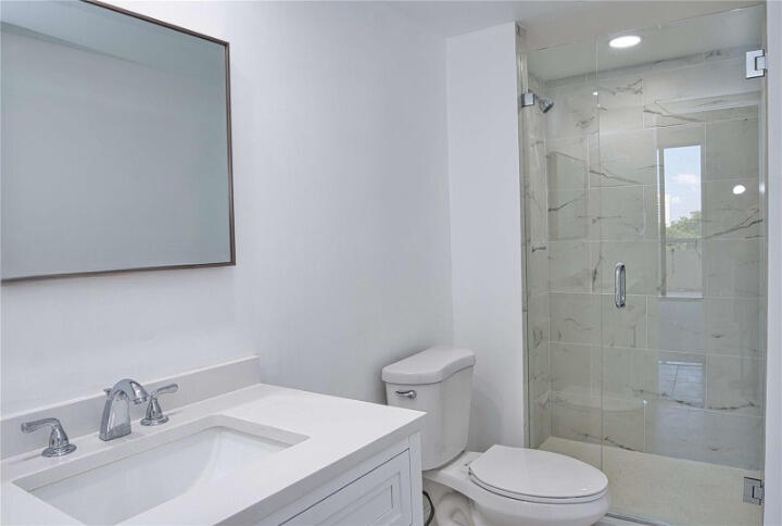 19355 Turnberry #3d, Miami FL 33180