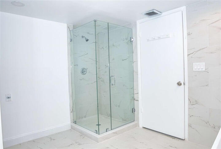 19355 Turnberry #3d, Miami FL 33180