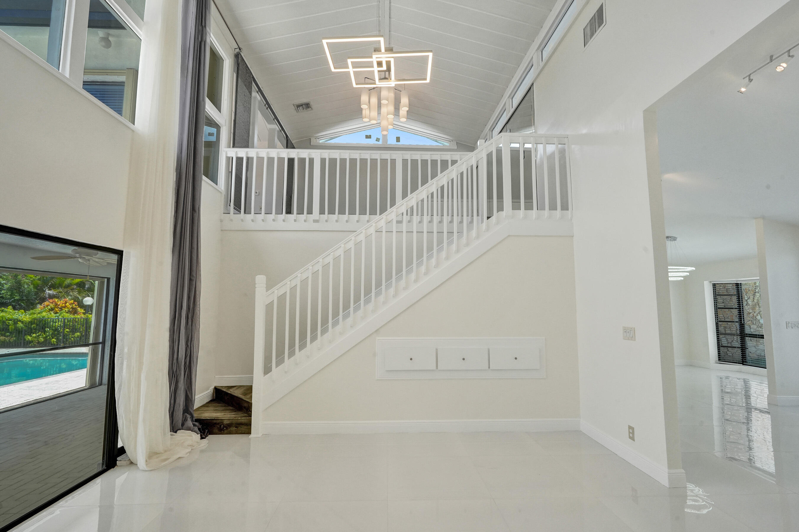 7475 Estrella, Boca Raton FL 33433