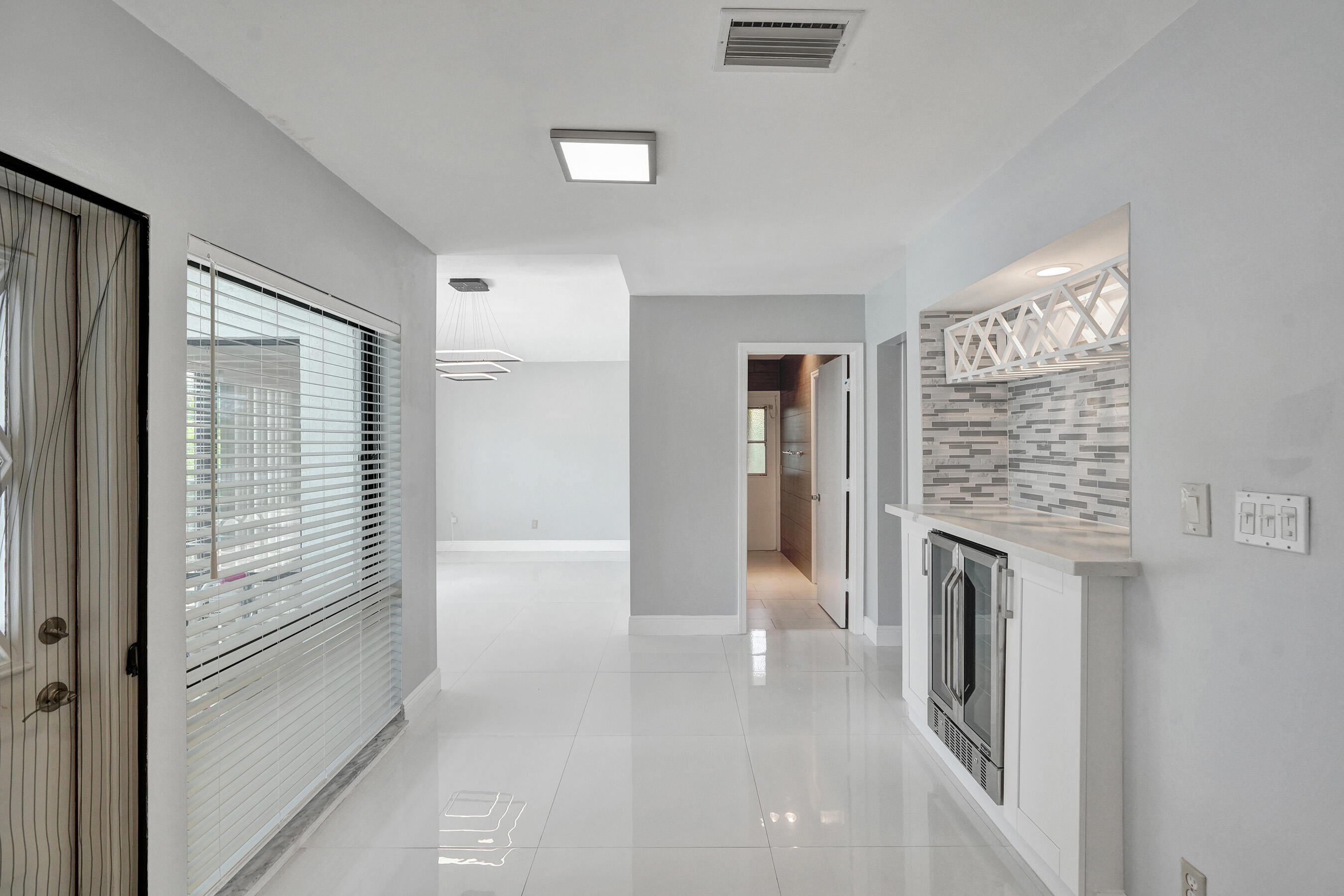 7475 Estrella, Boca Raton FL 33433