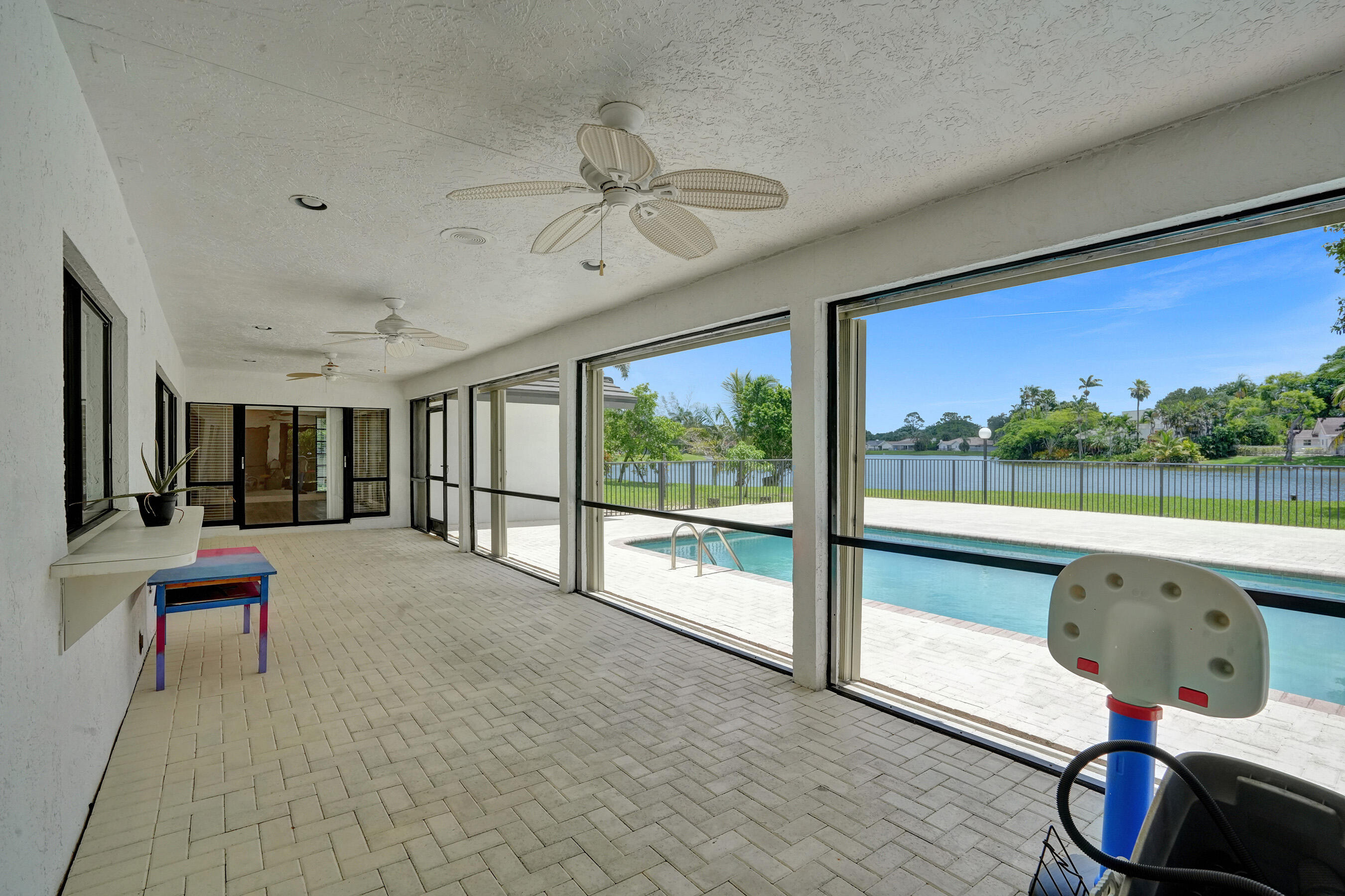 7475 Estrella, Boca Raton FL 33433
