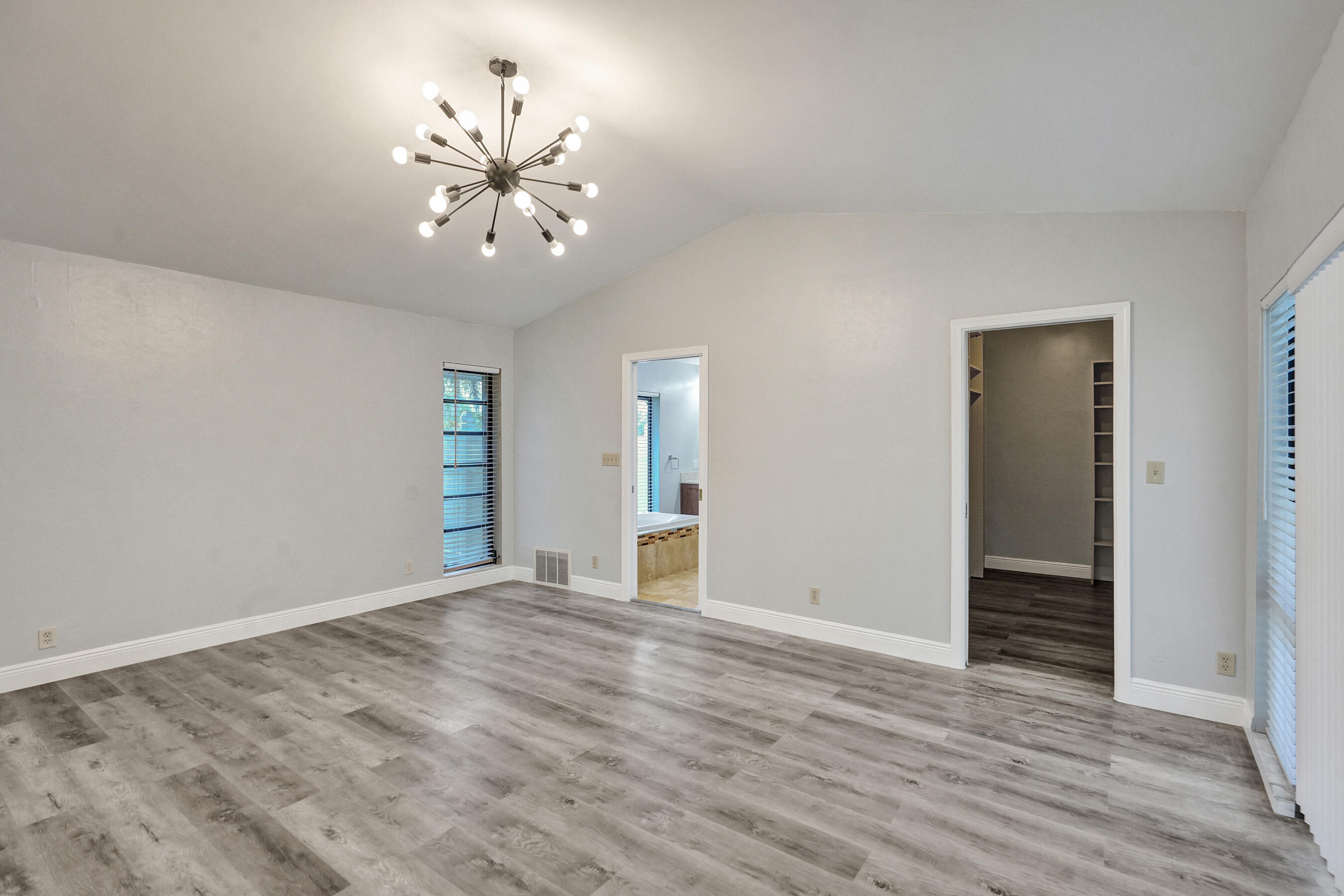 7475 Estrella, Boca Raton FL 33433