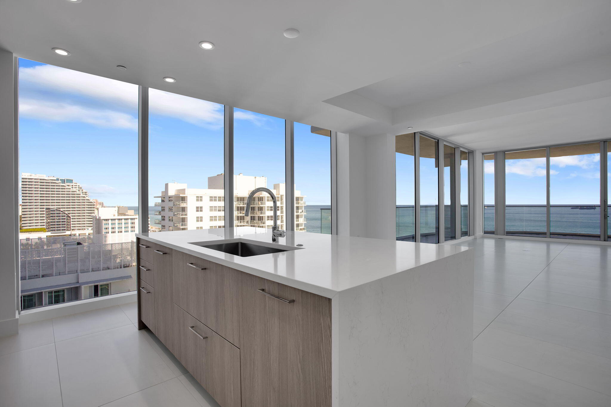 151 N Seabreeze #1204, Fort Lauderdale FL 33304