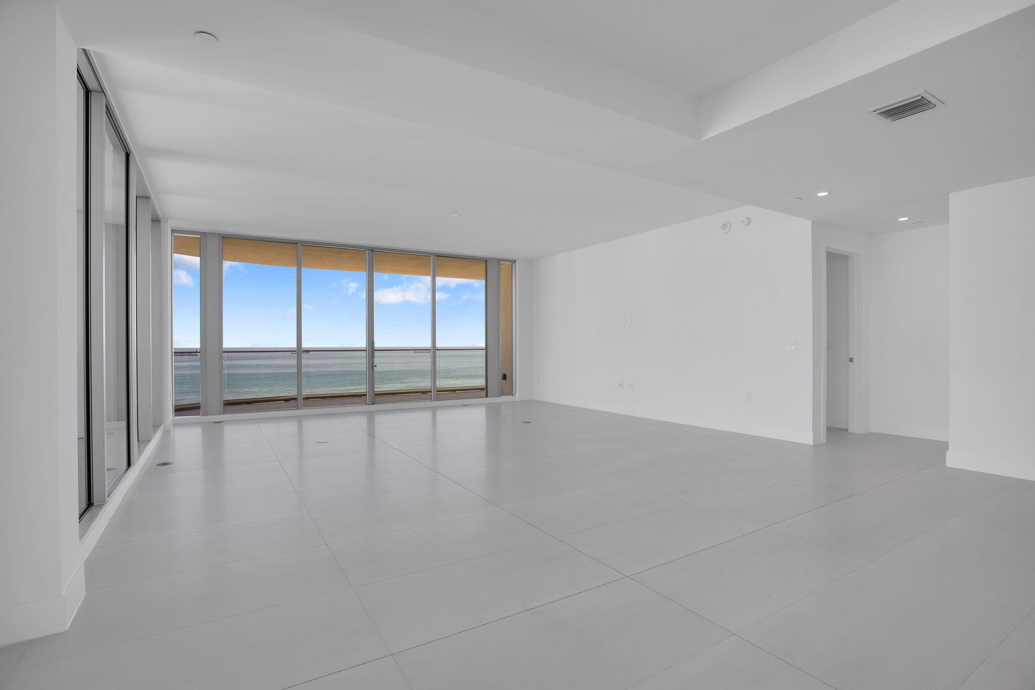 151 N Seabreeze #1204, Fort Lauderdale FL 33304