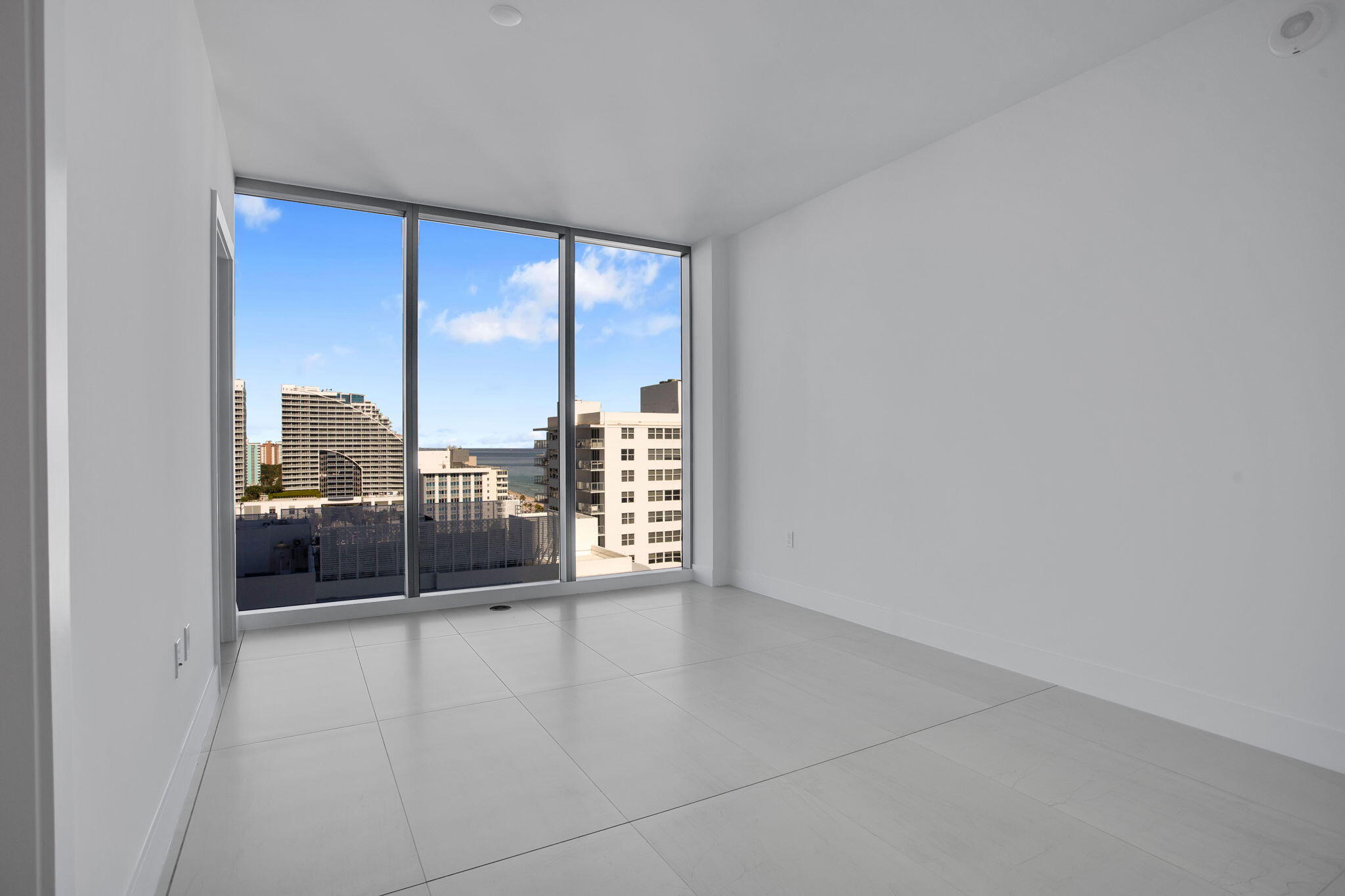 151 N Seabreeze #1204, Fort Lauderdale FL 33304