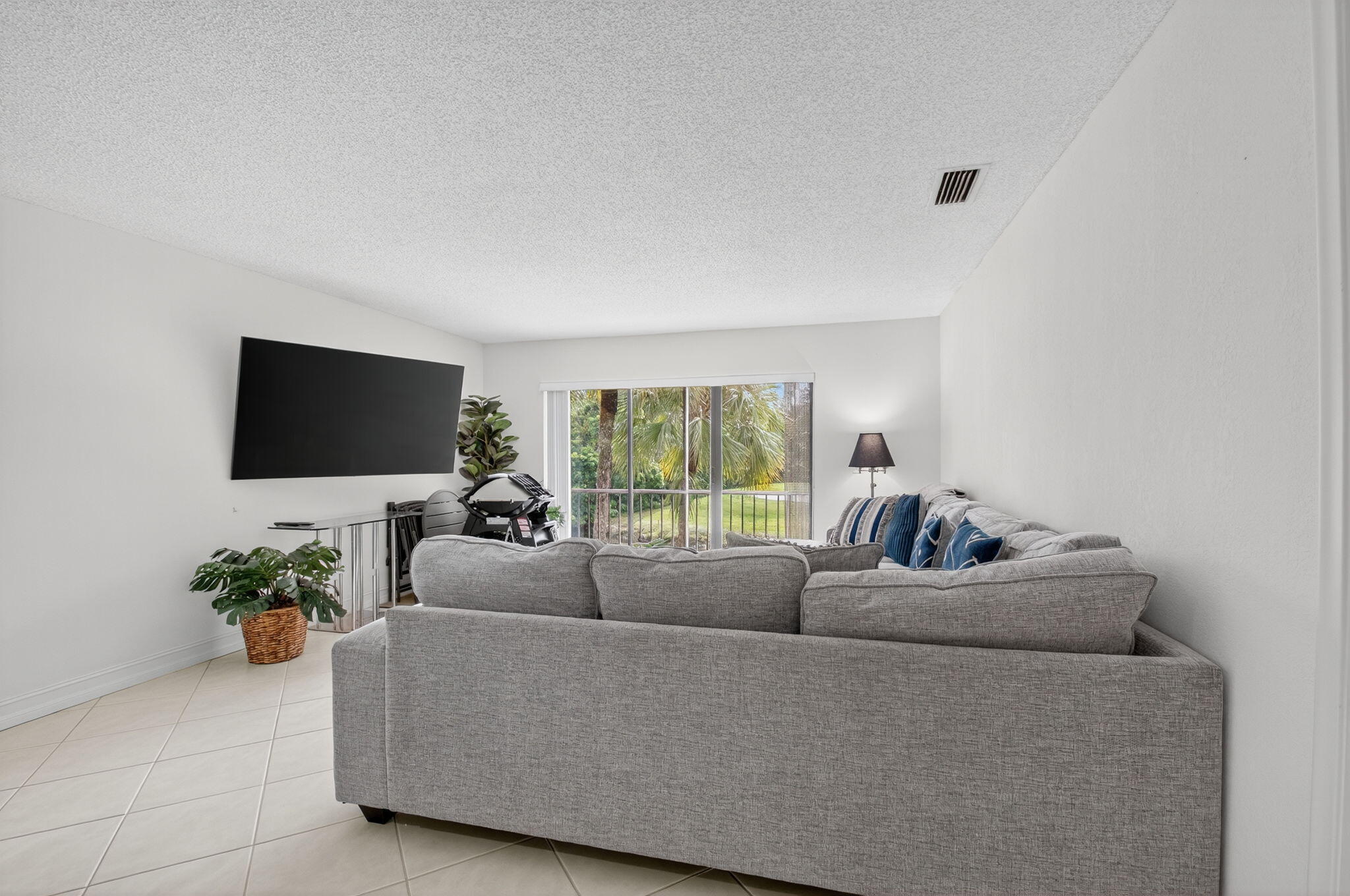 21988 Cypress #43f, Boca Raton FL 33433