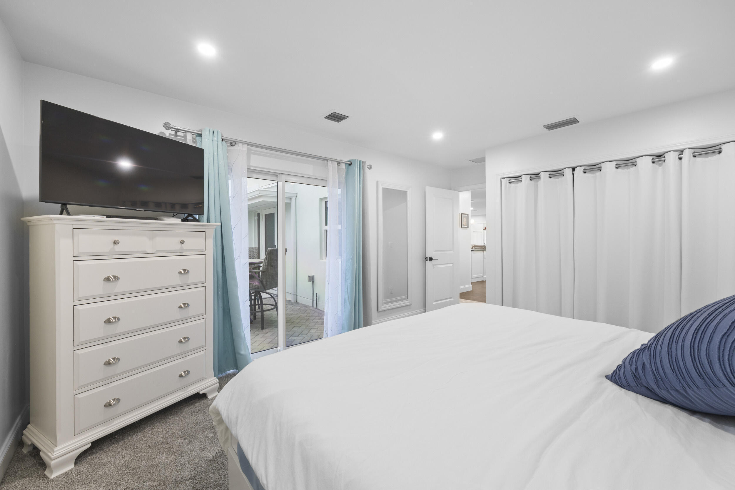 17235 Bay, Jupiter FL 33477