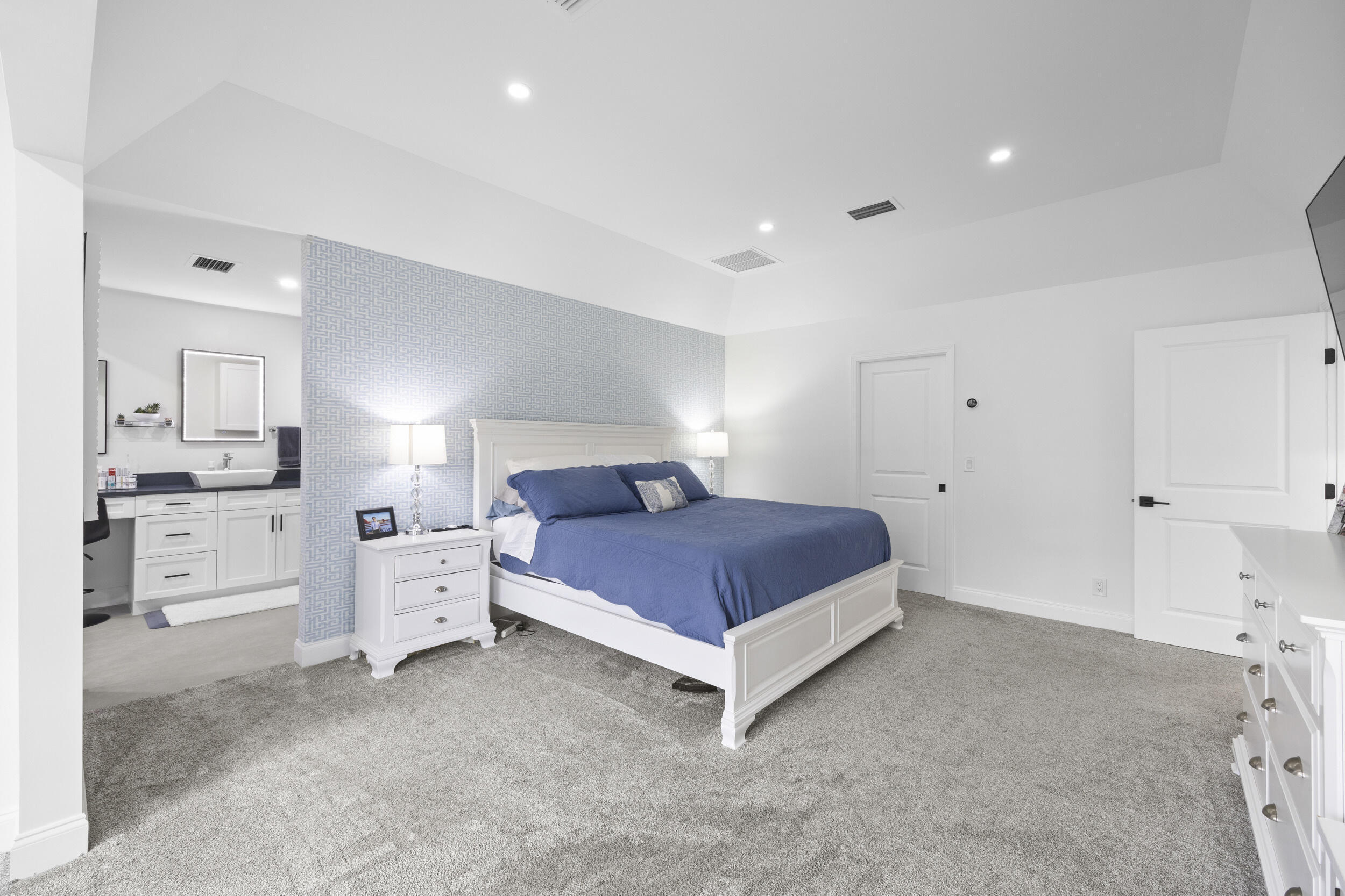 17235 Bay, Jupiter FL 33477