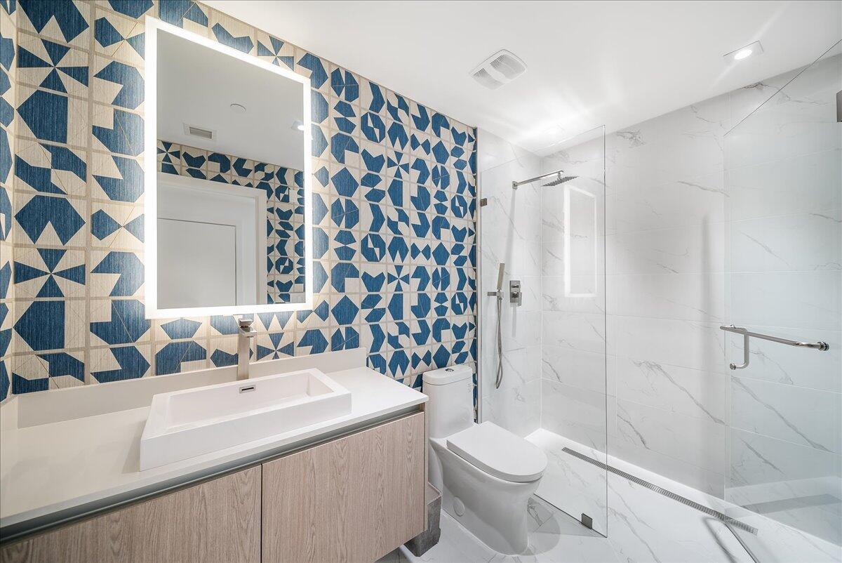 3100 N Ocean #P-905, Riviera Beach FL 33404