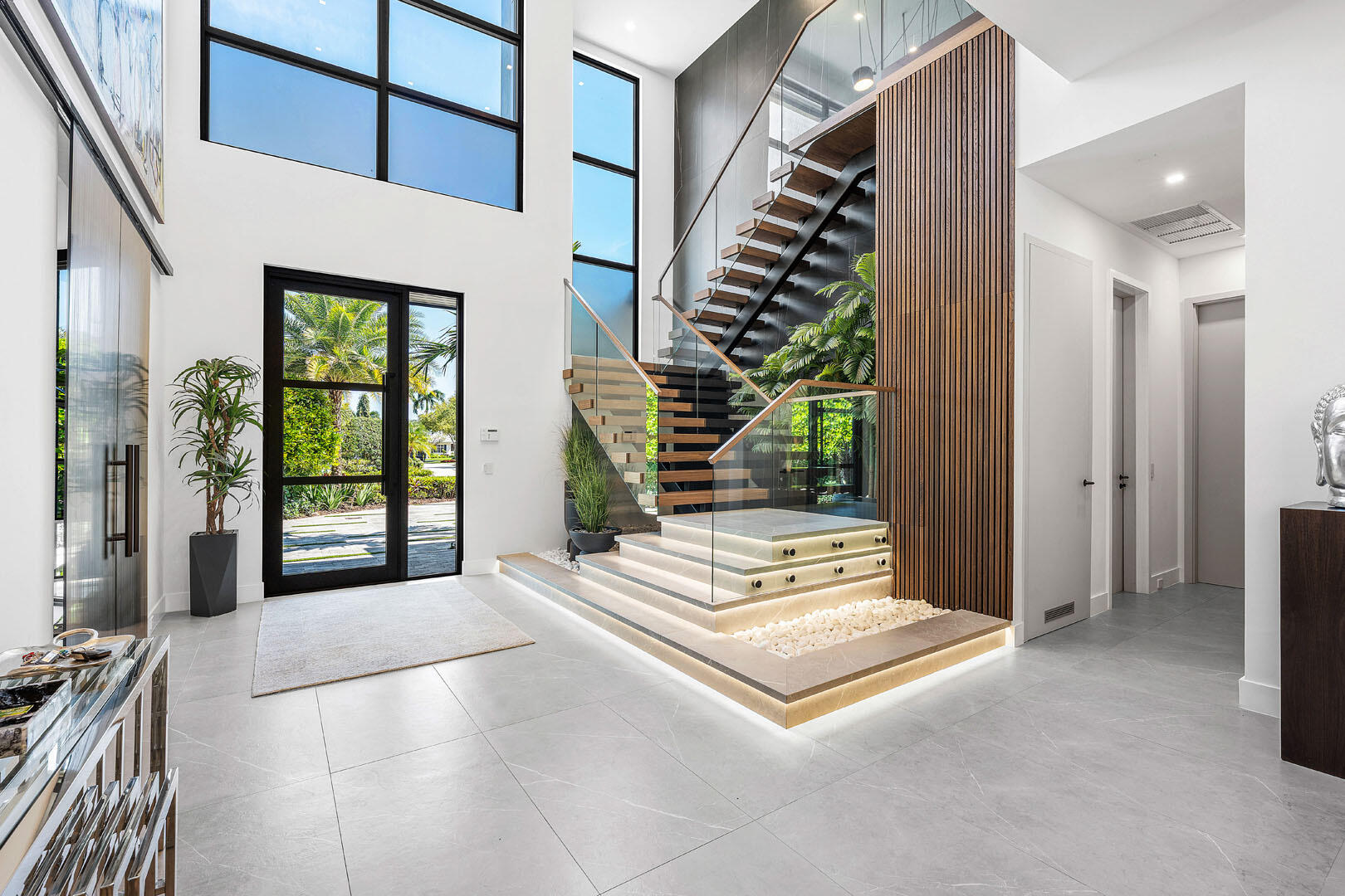 117 Thatch Palm, Boca Raton FL 33432