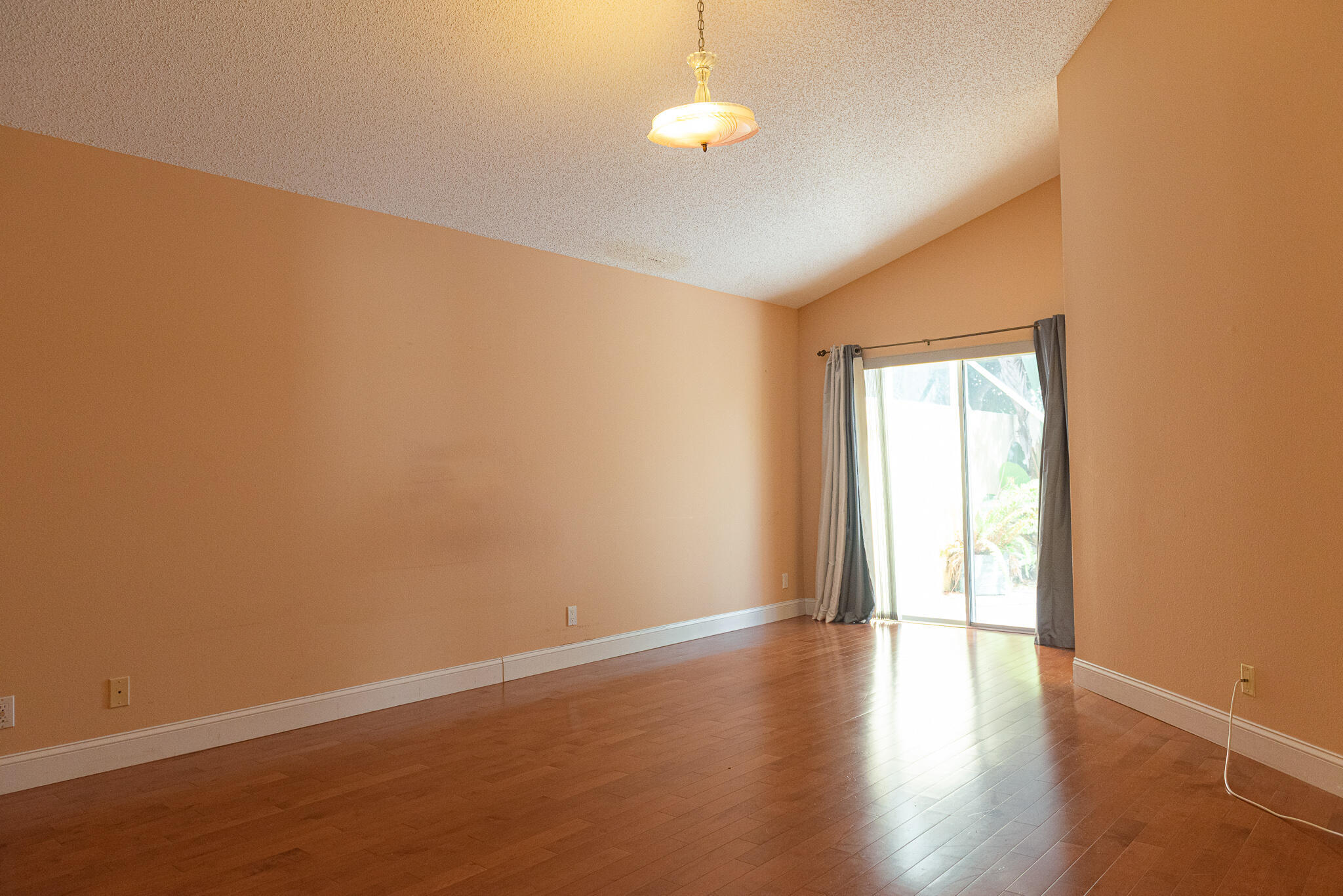 1100 Lytham, West Palm Beach FL 33411