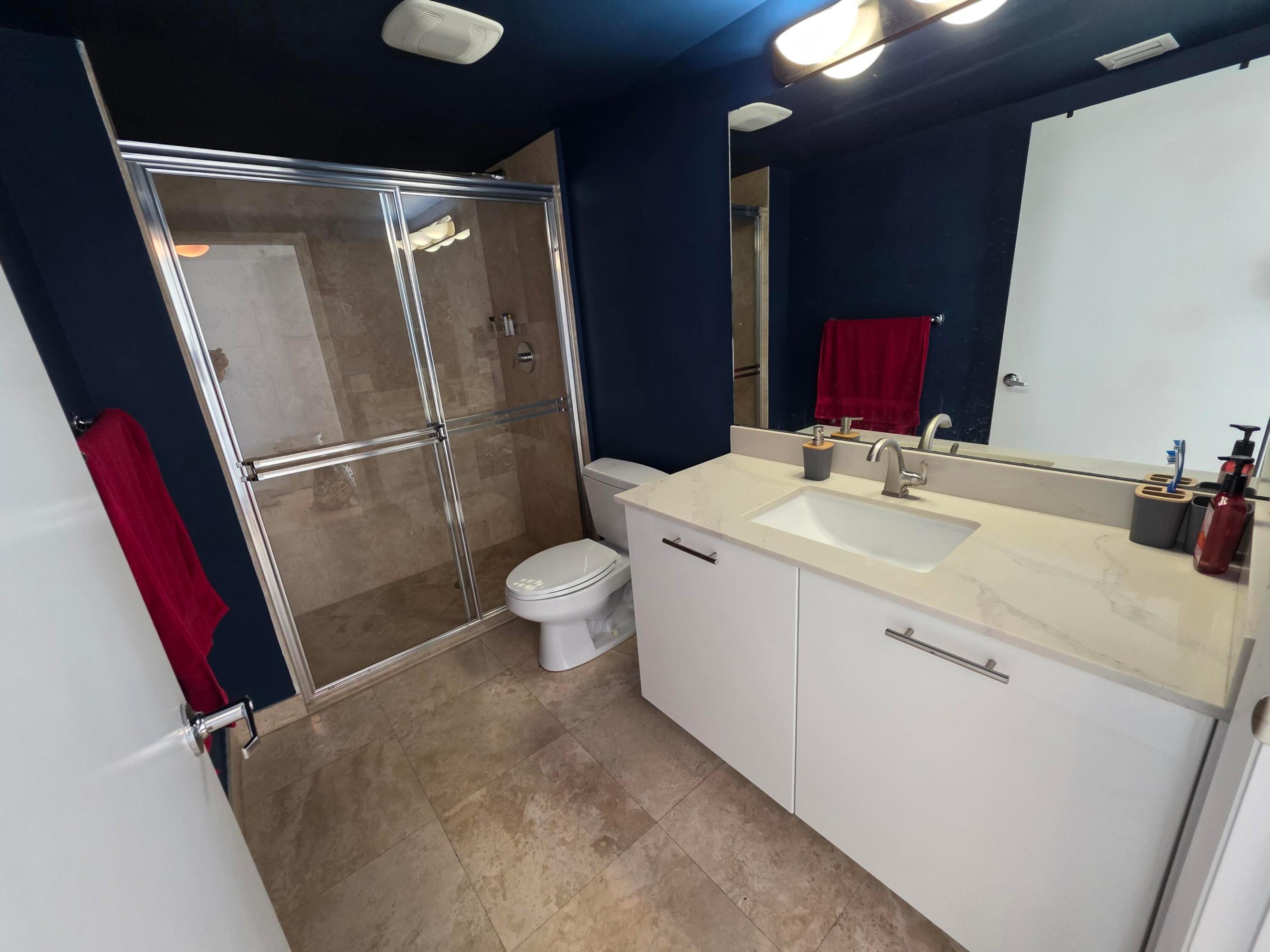 41 SE 5th #1917, Miami FL 33131