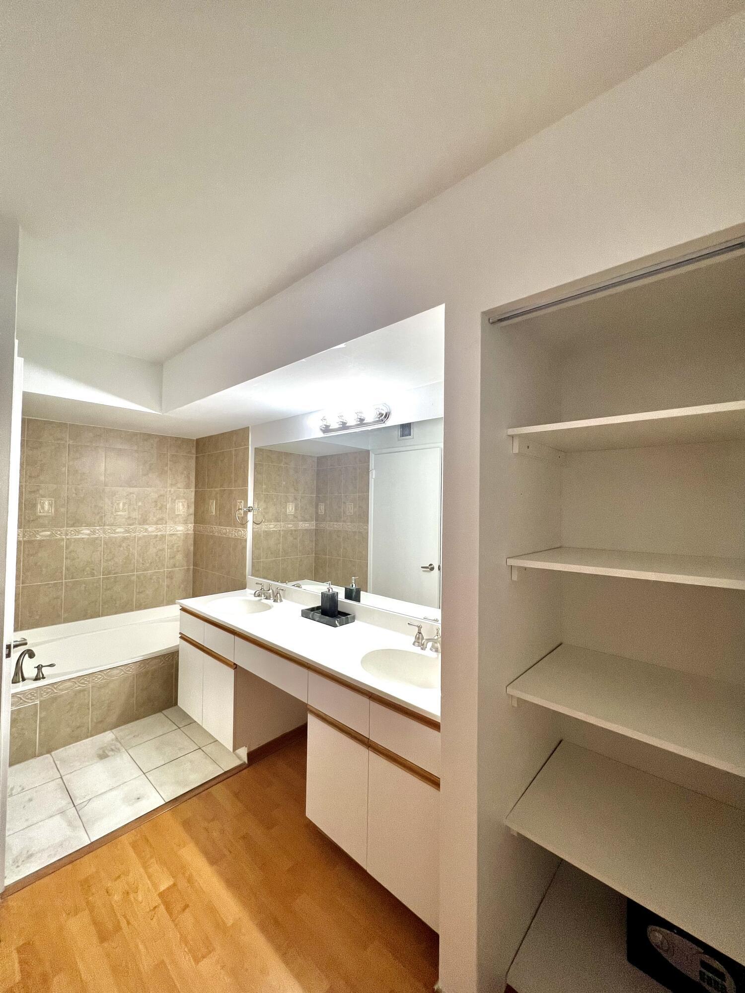 3400 NE 192nd Street #1102, Aventura FL 33180