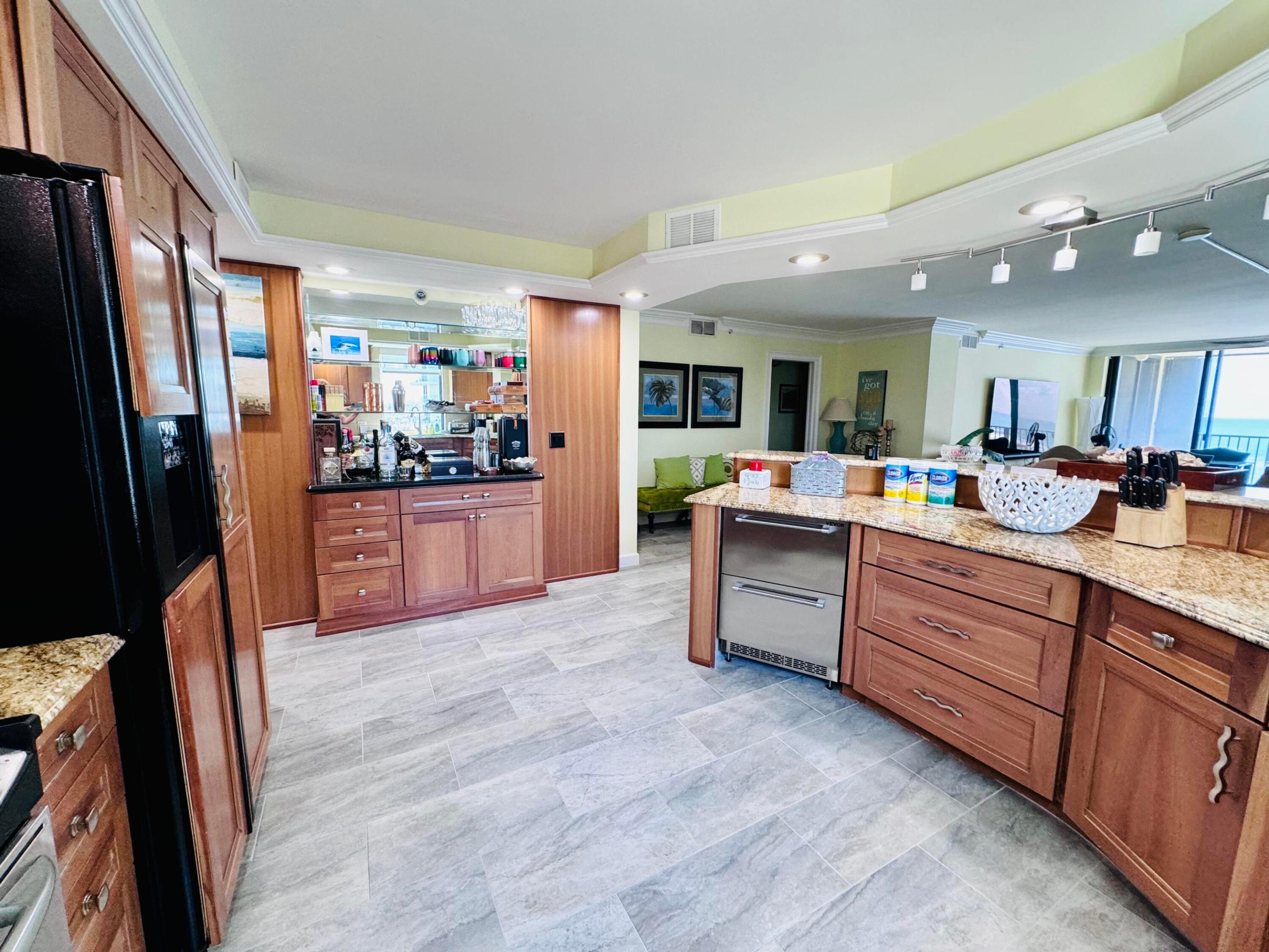 200 S Beach #403, Tequesta FL 33469