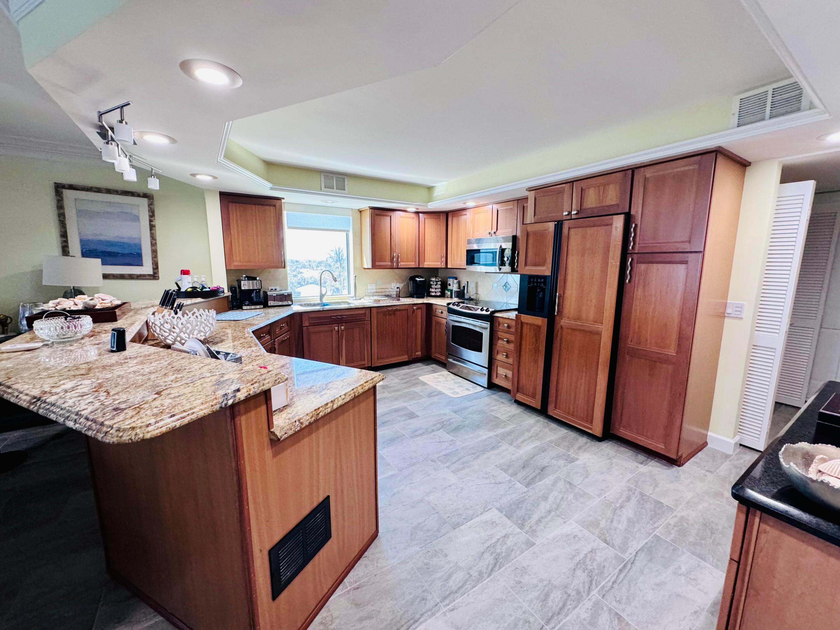 200 S Beach #403, Tequesta FL 33469