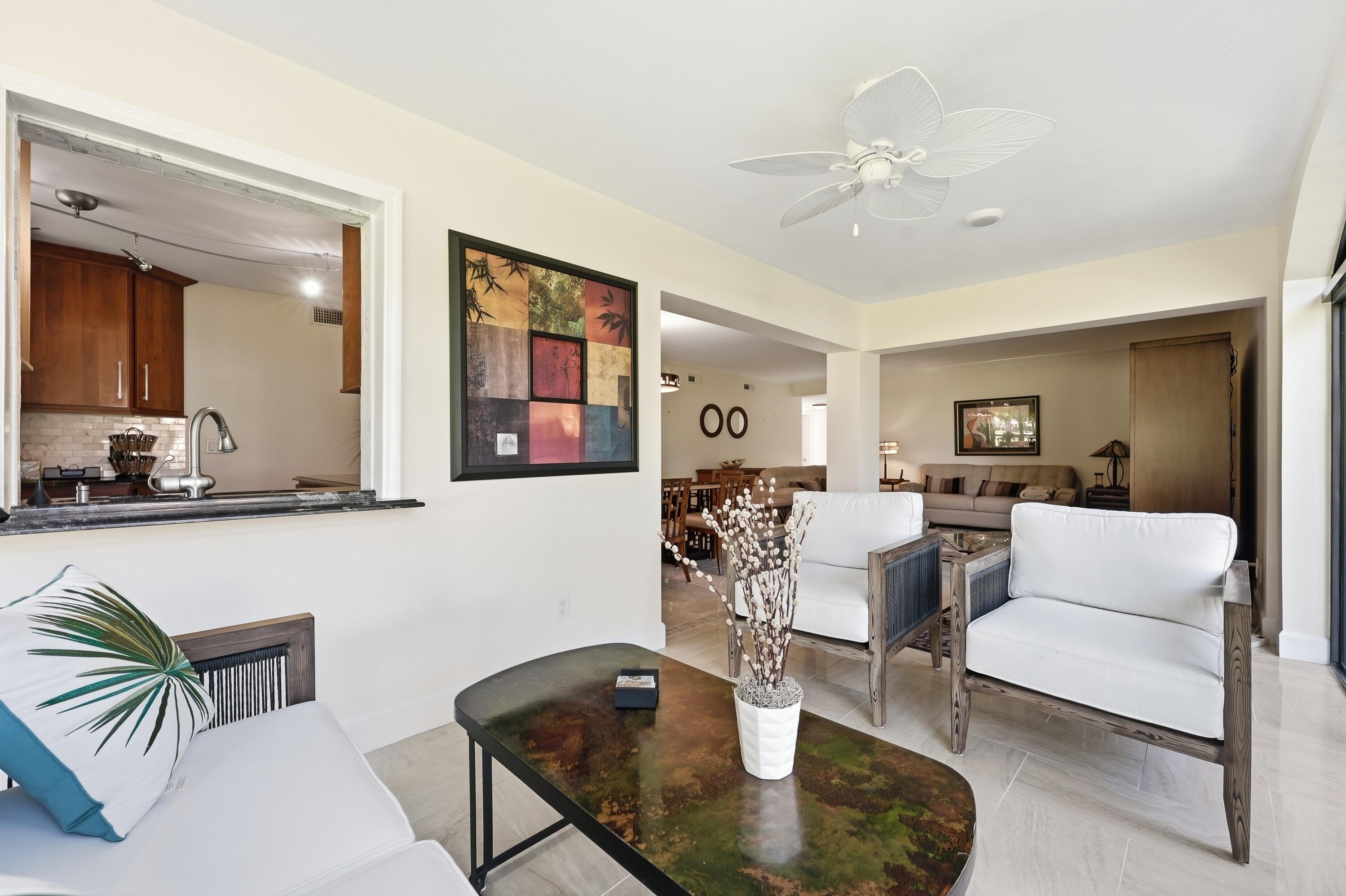 16648 Traders #107, Jupiter FL 33477