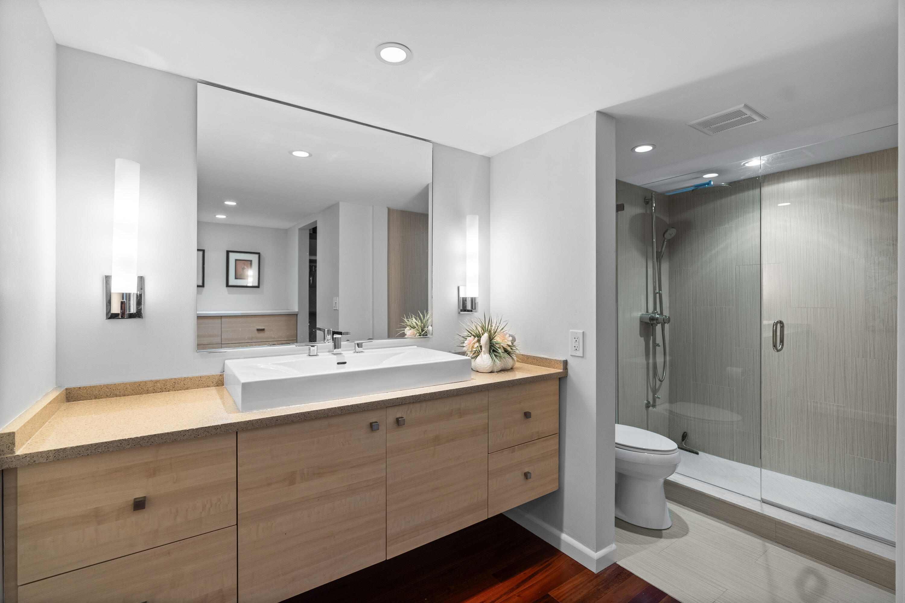 3050 NE 47th #402, Fort Lauderdale FL 33308