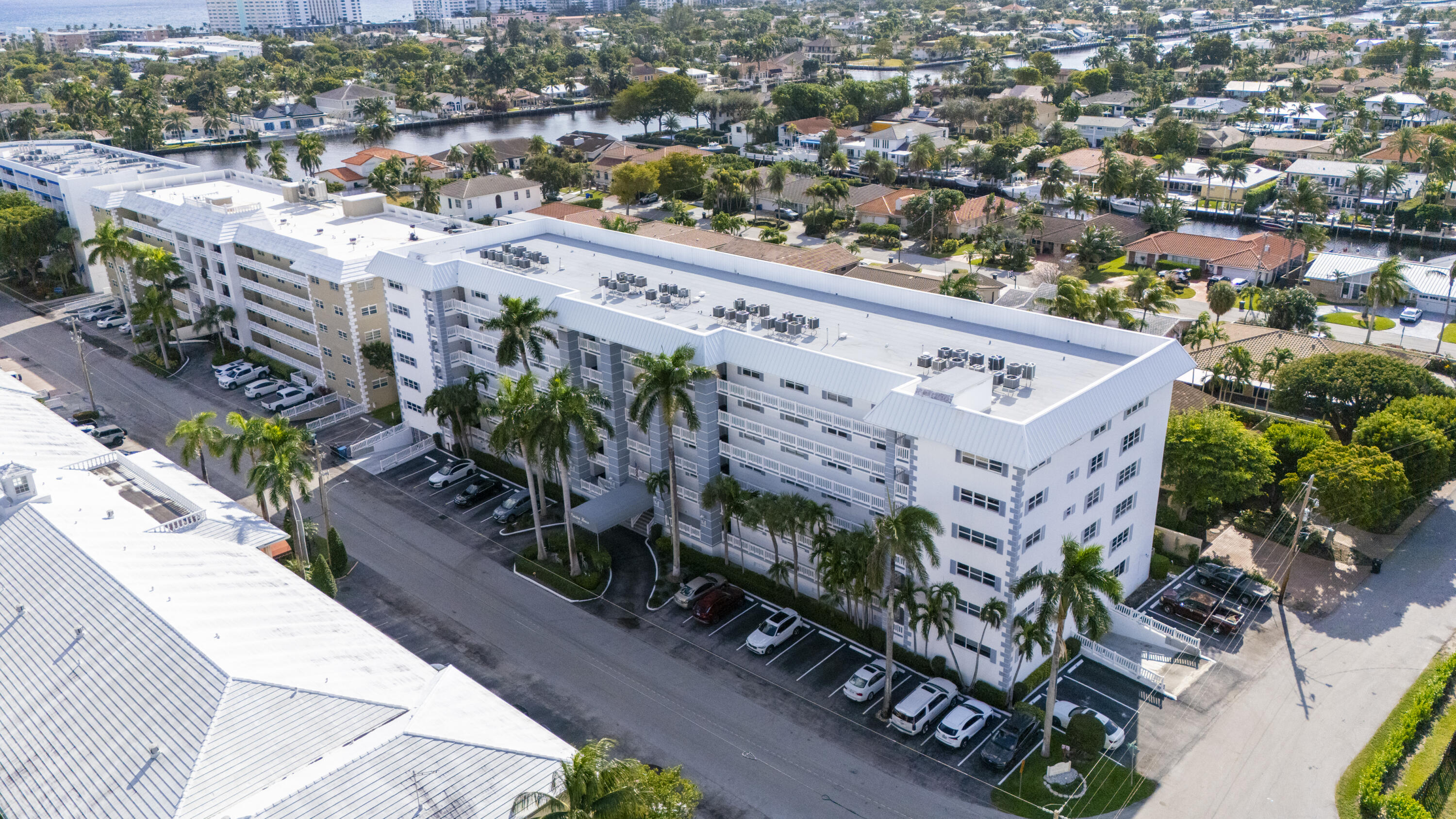 3050 NE 47th #402, Fort Lauderdale FL 33308