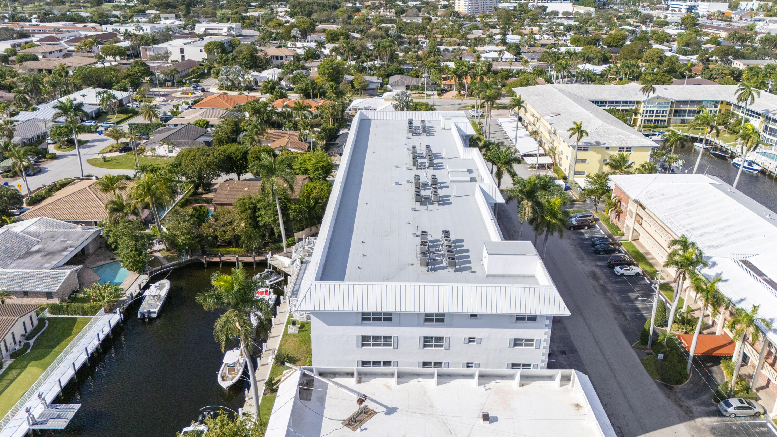 3050 NE 47th #402, Fort Lauderdale FL 33308