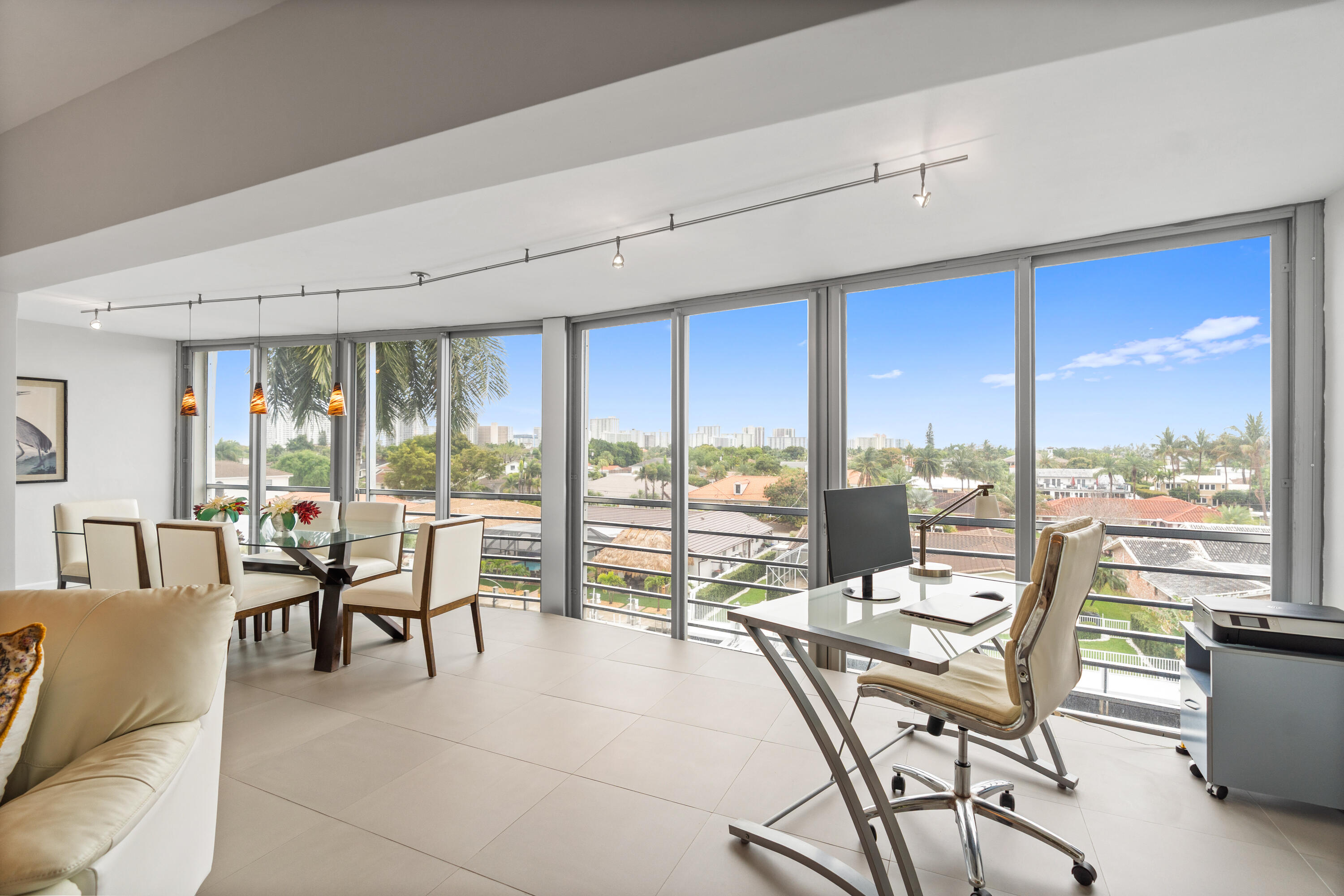 3050 NE 47th #402, Fort Lauderdale FL 33308