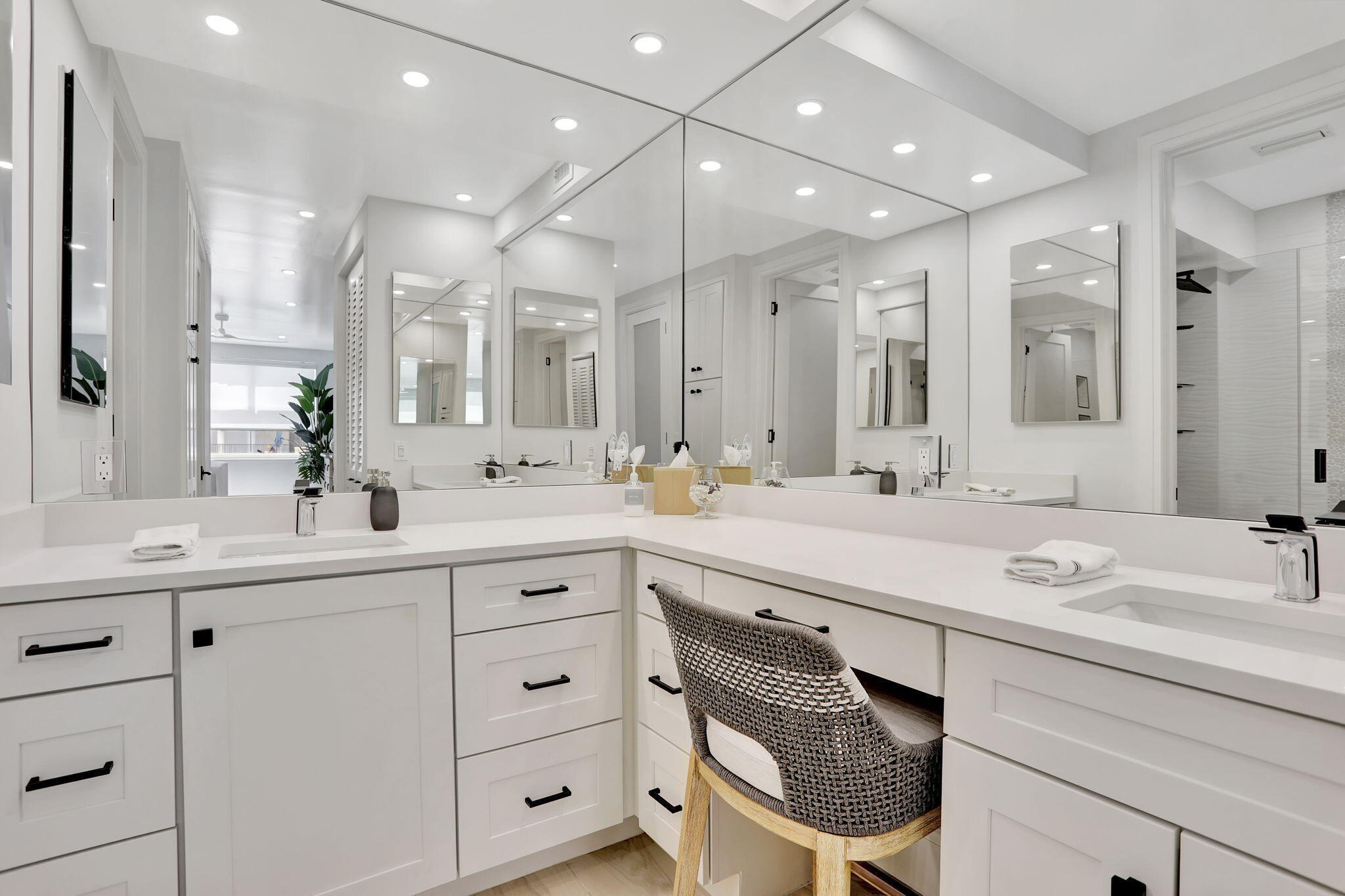 1149 Hillsboro Mile #112, Hillsboro Beach FL 33062