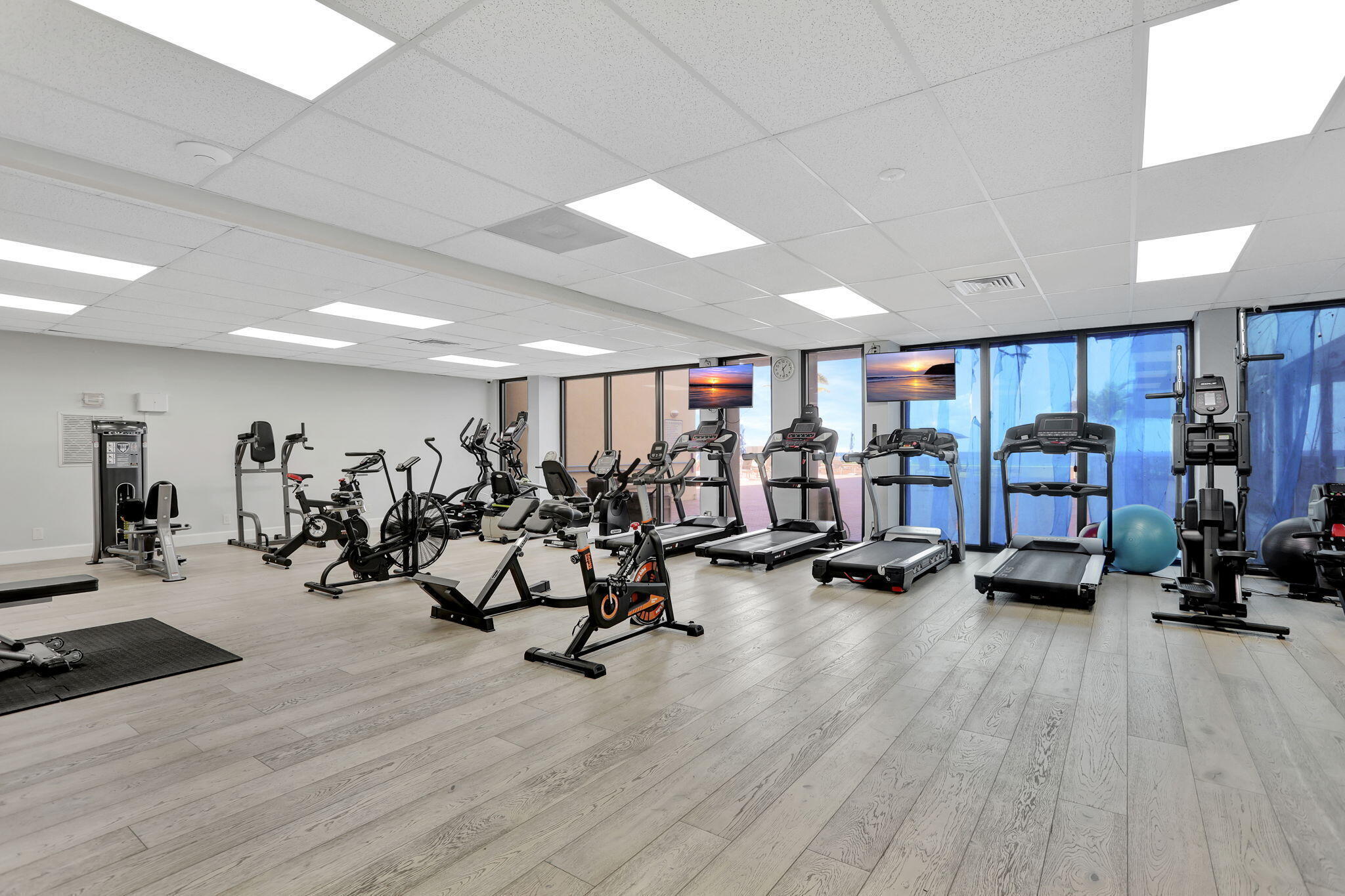 1149 Hillsboro Mile #112, Hillsboro Beach FL 33062