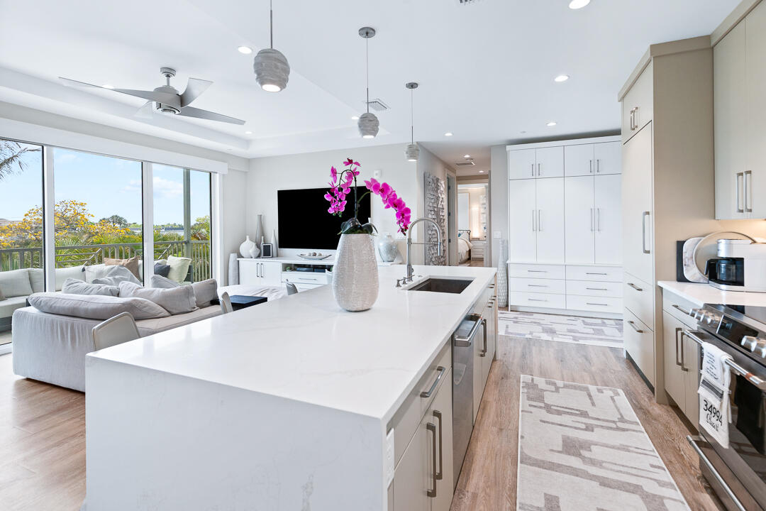 41 SW Seminole #307, Stuart FL 34994
