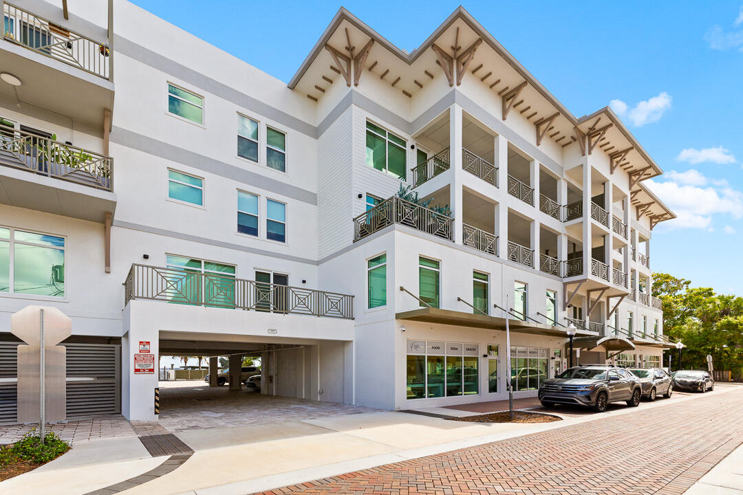 41 SW Seminole #307, Stuart FL 34994