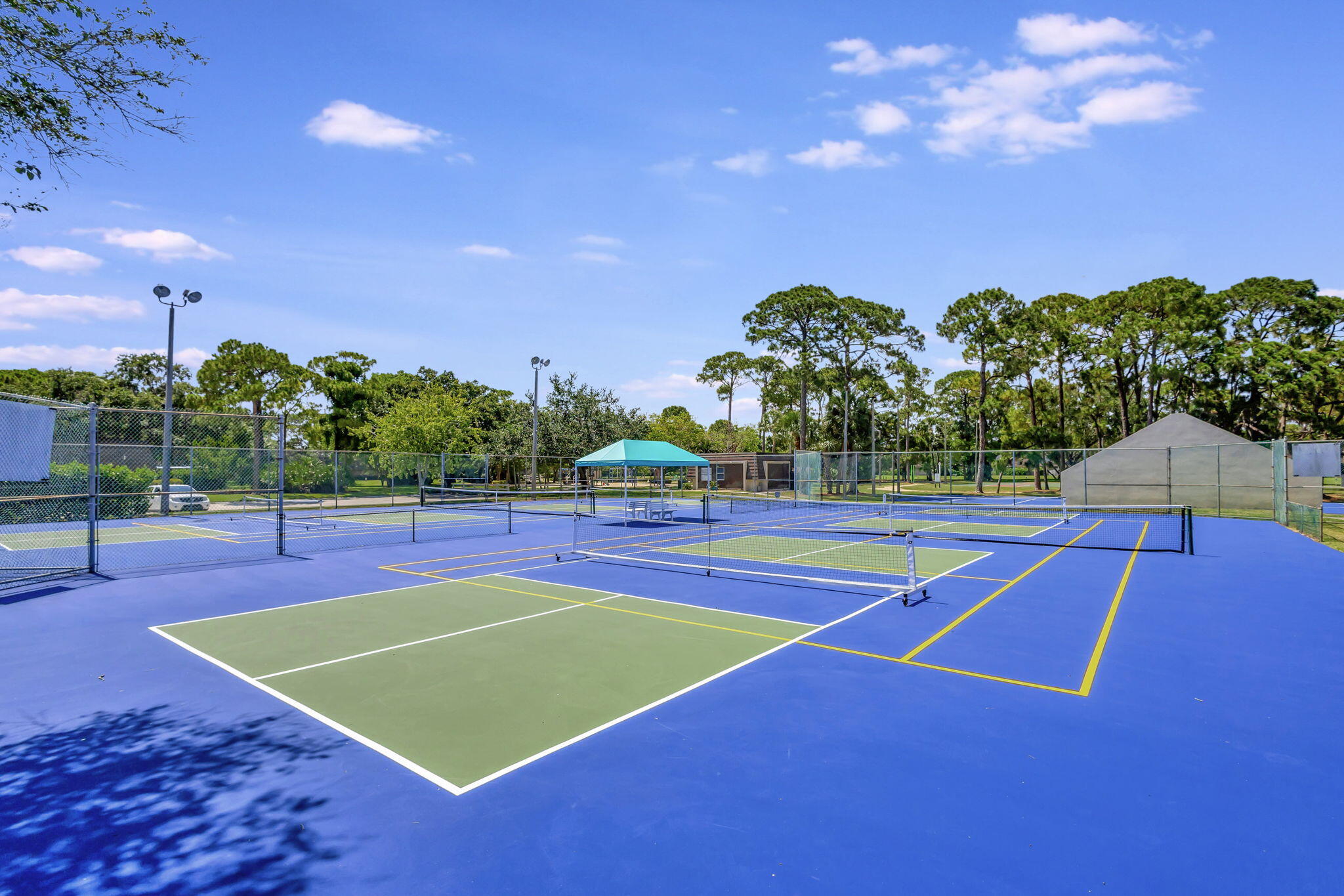 711 7th, Palm Beach Gardens FL 33418
