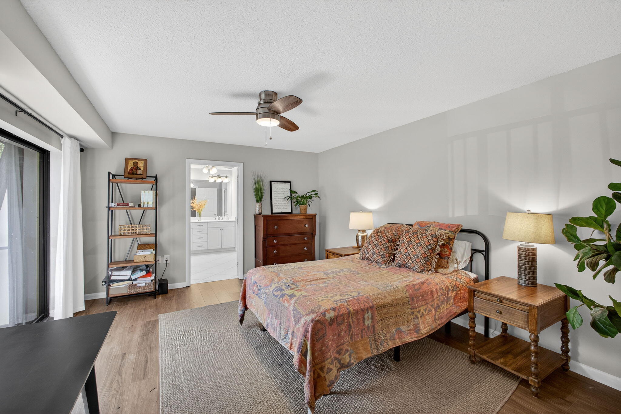711 7th, Palm Beach Gardens FL 33418